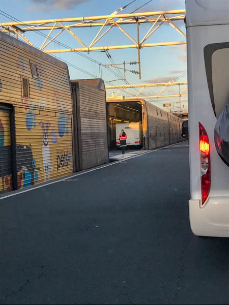 Zug Eurotunnel Einfahrt